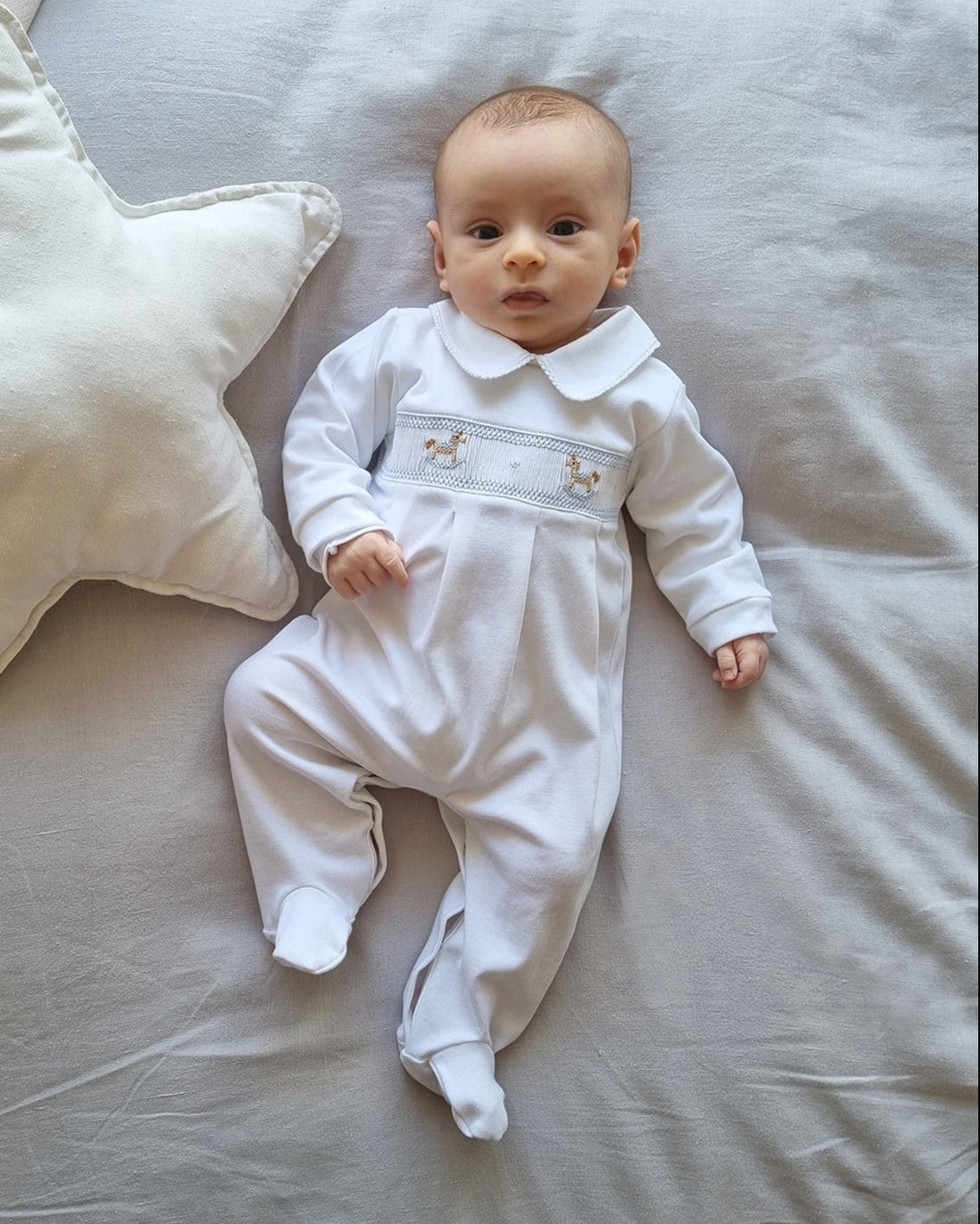 ENTERITO CABALLITO BORDADO BLANCO