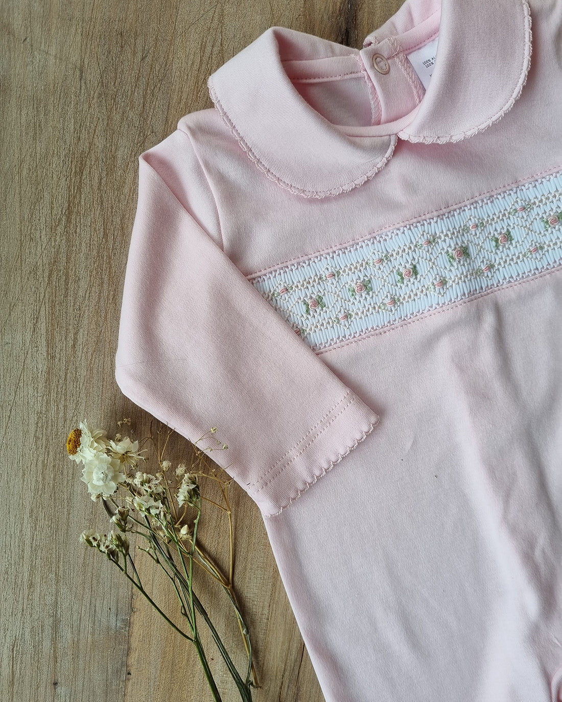 ENTERITO MARÍA BORDADO ROSA