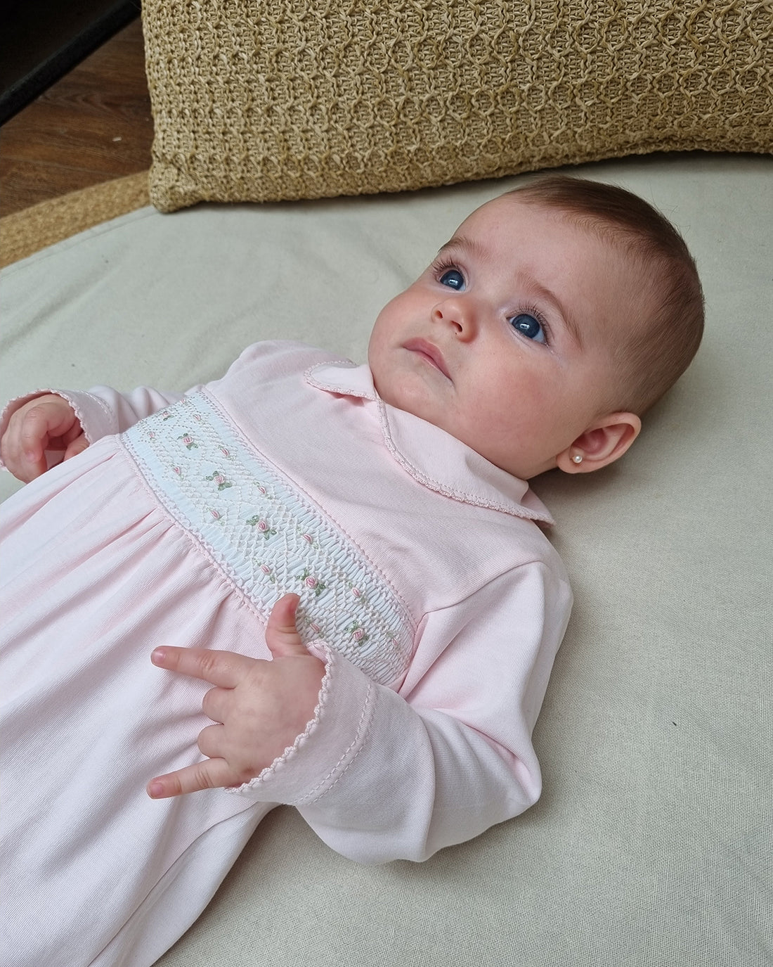 ENTERITO MARÍA BORDADO ROSA