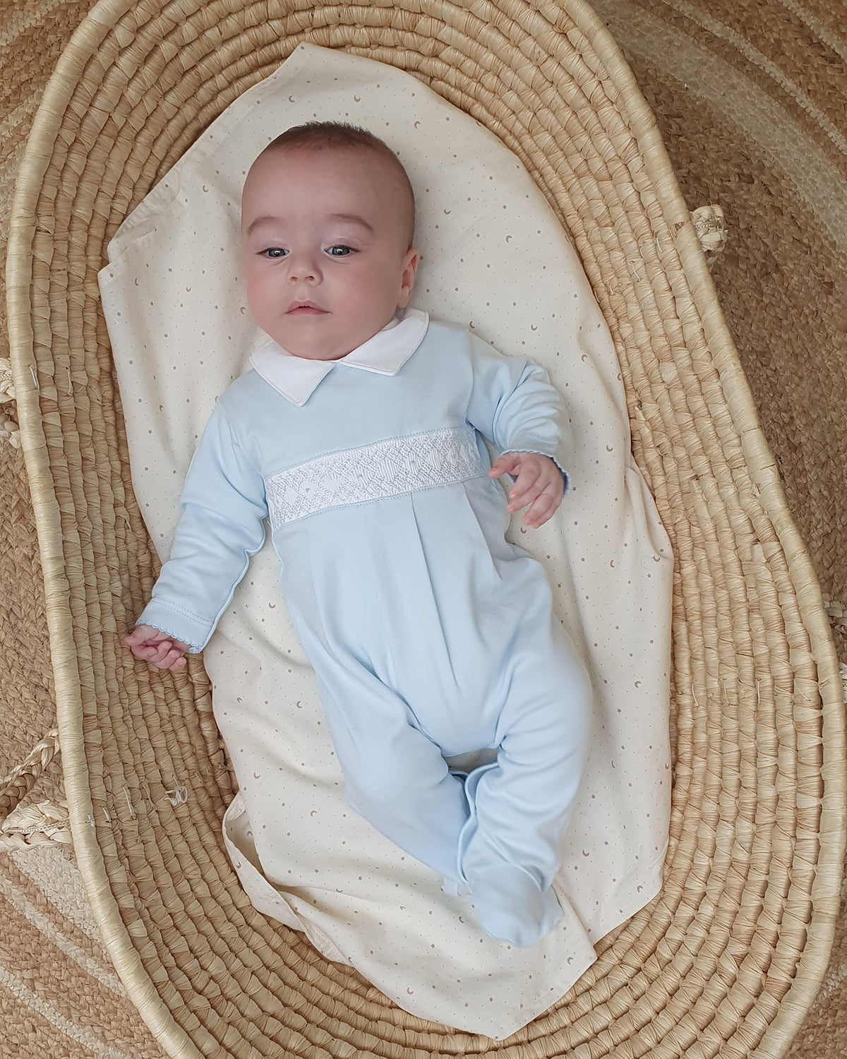 ENTERITO ROMBOS BORDADO CELESTE